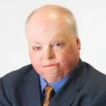 Headshot of Greg Walton, MD, FACS. Bariatric Surgeon and MBS Director at Summit Medical Center in Oklahoma City, OK.Owner of WeightWise Bariatric Program. User of AEON surgical stapler.